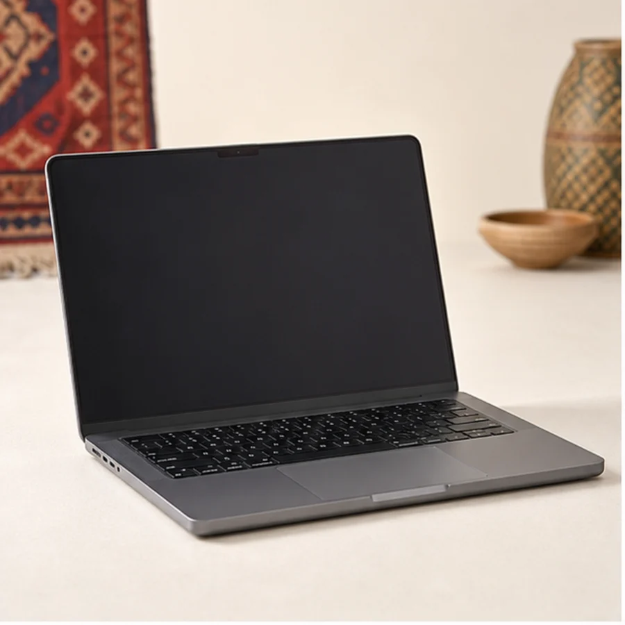 MacBook Pro 14"
